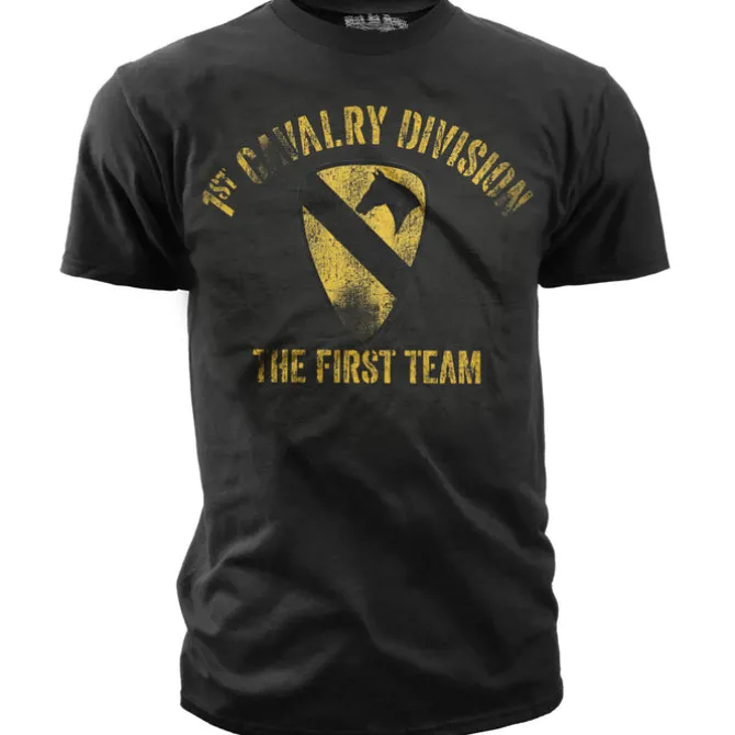 US Army 1st Cavalry - The First Team Retro - Black Ink Mens T-Shirt