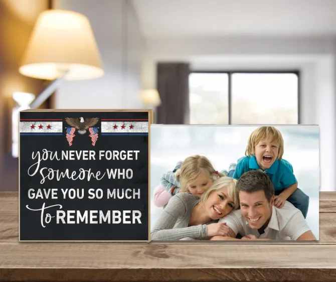 U.S. Veteran Never Forget Floating Picture Frame